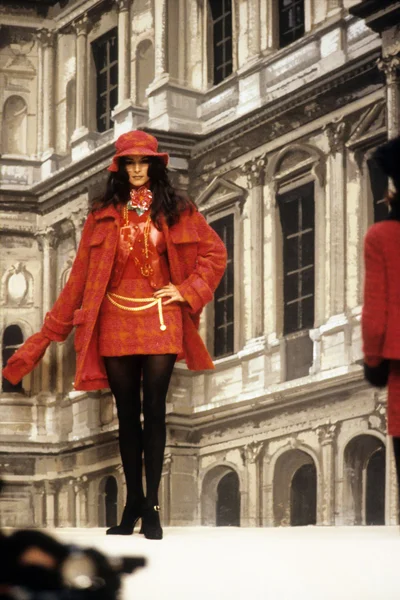 Look 34